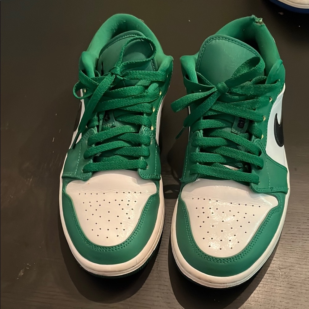 Jordan Sneakers in Green and White
